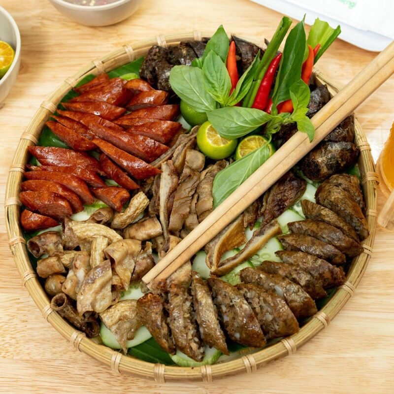 Giò Tai Heo Chiên