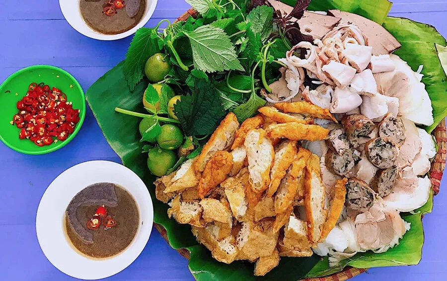 **Quan Niệm Về Việc Mùng 1 Ăn Bún Đậu Mắm Tôm Có Sao Không**