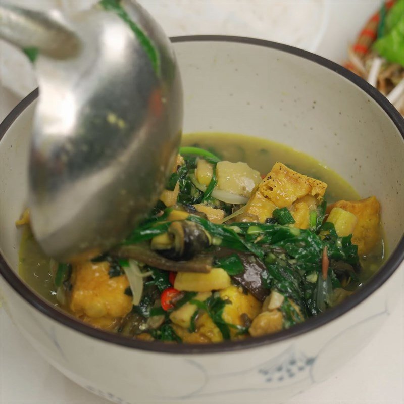 Bát bún ốc chuối đậu thành phẩm hấp dẫn
