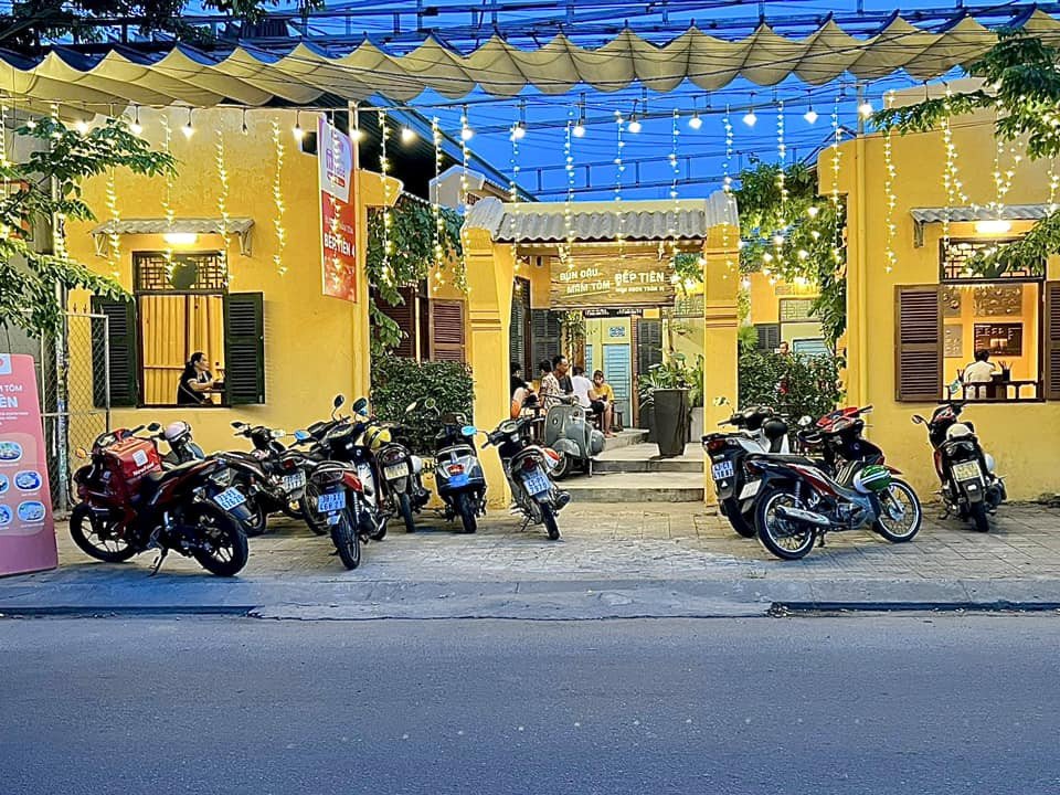 Khám Phá Hương Vị **Bún Đậu Mắm Tôm Bếp Tiên** Chuẩn Vị