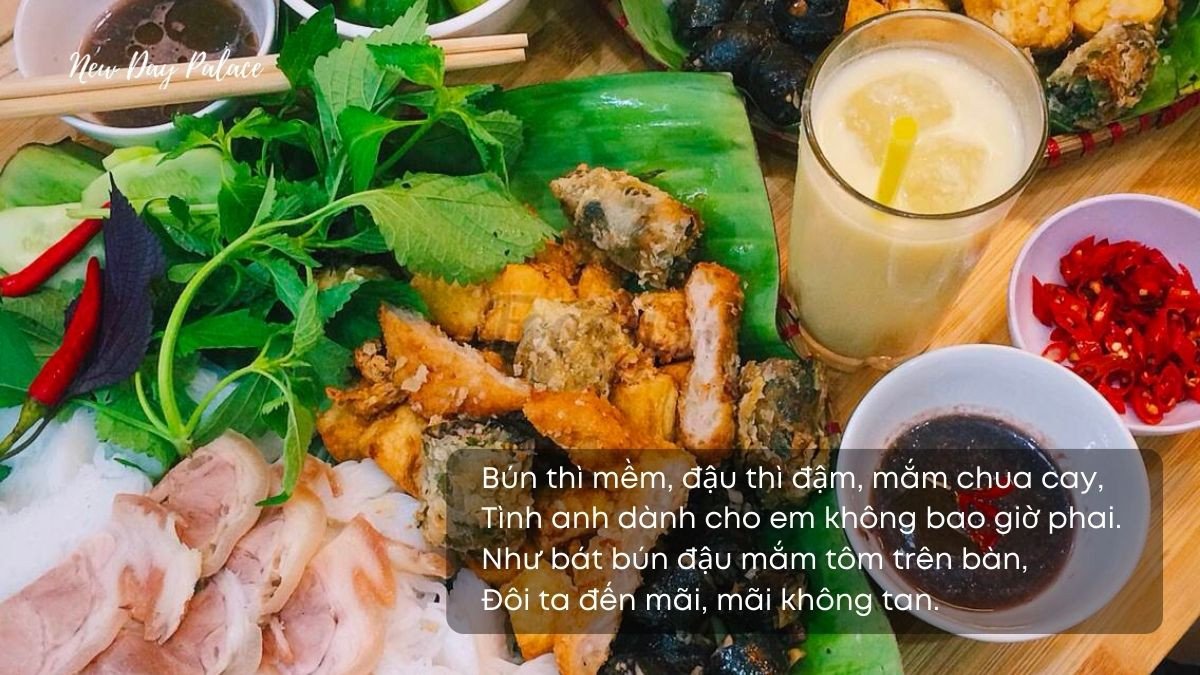 Bún đậu mắm tôm với bún lá và các loại rau thơm ăn kèm