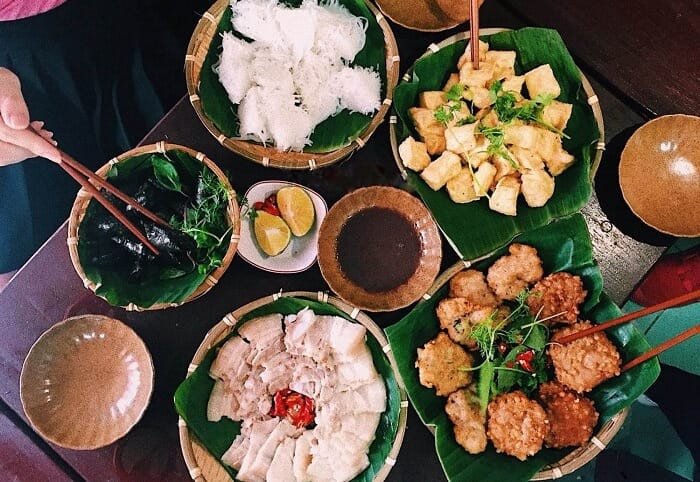 Các nguyên liệu cơ bản làm nên một mẹt bún đậu hấp dẫn