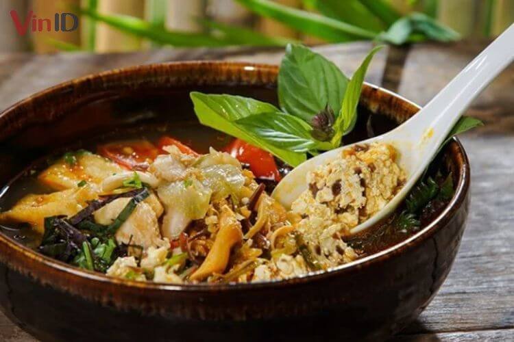 Chi tiết các loại rau ăn kèm không thể thiếu khi thưởng thức bún riêu chay
