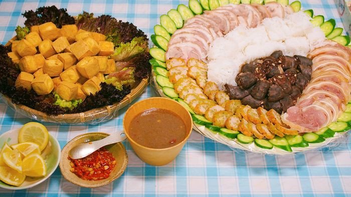 Hình ảnh bún đậu mắm tôm tự làm tại nhà đơn giản nhưng vẫn đậm đà hương vị