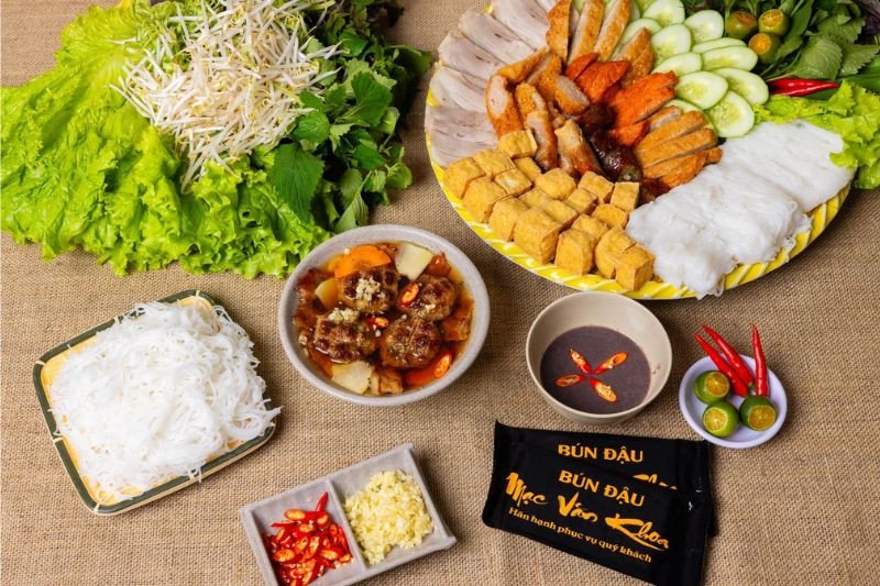 Hình ảnh cận cảnh bát mắm tôm pha chế hoàn hảo