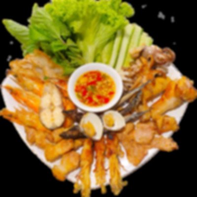 Hình ảnh một suất bún đậu đầy đủ với đậu chiên vàng và rau sống tươi xanh