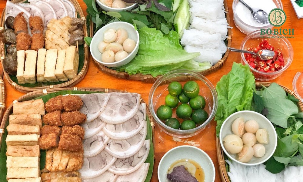 Hình ảnh những miếng đậu phụ vàng ươm sau khi chiên