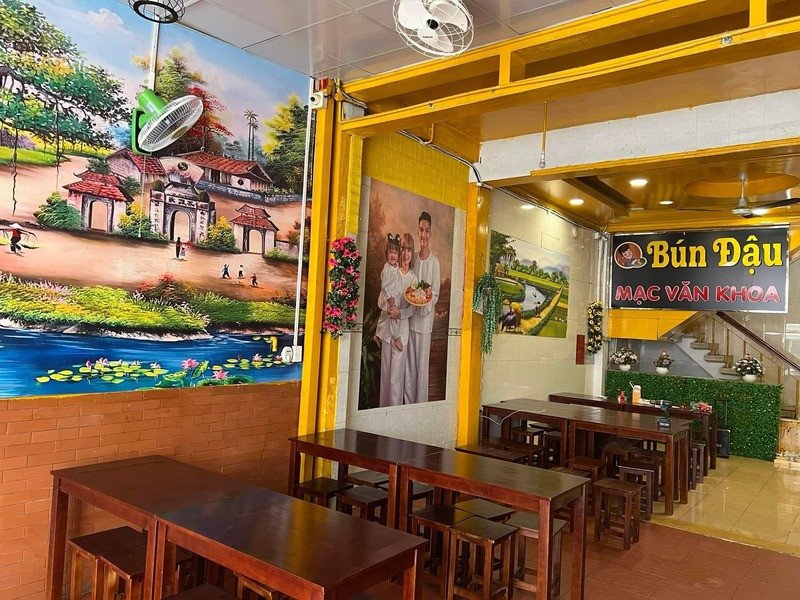 Mâm bún đậu đầy đặn các món ăn kèm hấp dẫn