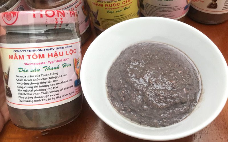 Mắm tôm Hậu Lộc được xem là tinh hoa pha chế nước chấm