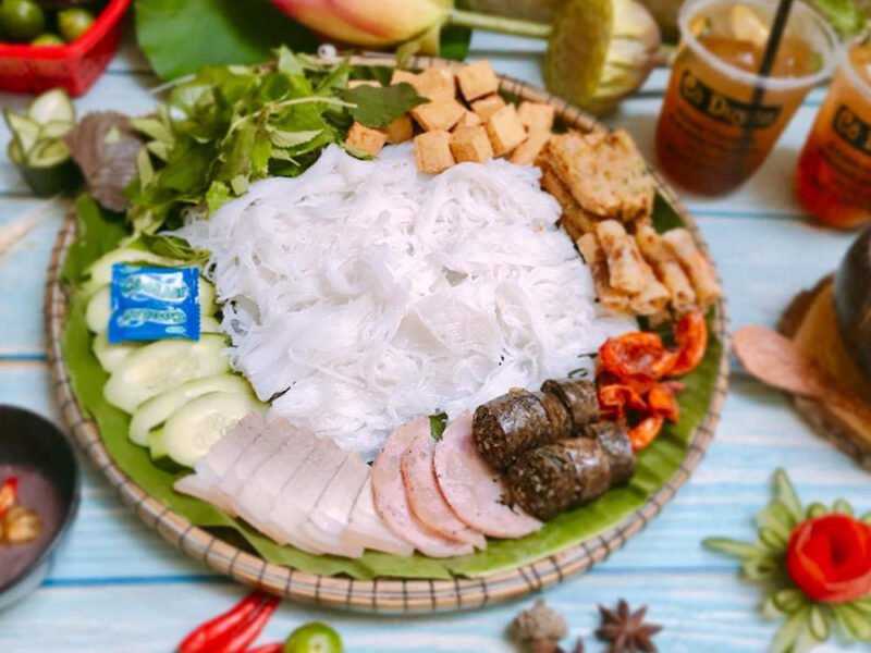 Mẹt bún đậu mắm tôm đặc biệt đầy đủ topping