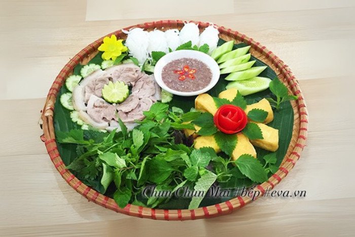 Khám Phá Các **Topping Bún Đậu Mắm Tôm** Tạo Nên Món Ăn Chuẩn Vị