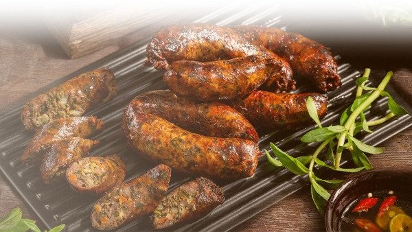 Sự khác biệt giữa dồi truyền thống và dồi sụn hiện đại
