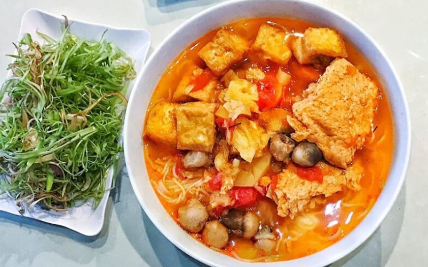 Thành phẩm tô bún riêu chay chay thanh đạm từ sữa đậu nành