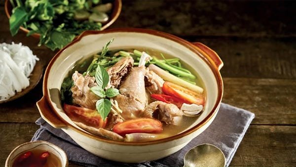Hướng dẫn cách làm gà nấu mẻ miền Bắc ngon như ngoài quán nổi tiếng Gà nấu mẻ miền Bắc (1)