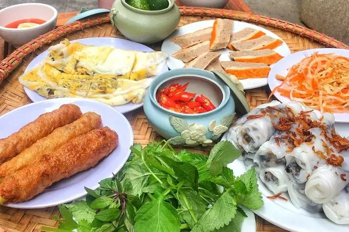 Khám Phá Ẩm Thực Hà Tĩnh: Top 10 Món Ngon Nhất Định Phải Thử