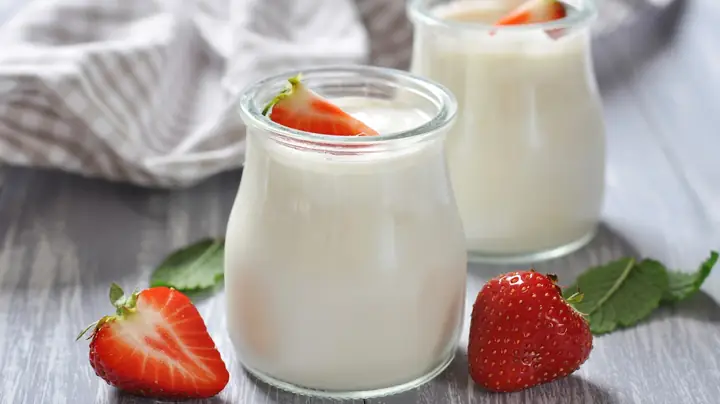 Ăn Sữa Chua Buổi Sáng Có Tốt Không Và Nên Ăn Như Thế Nào Để Phát Huy Tối Đa Lợi Ích?