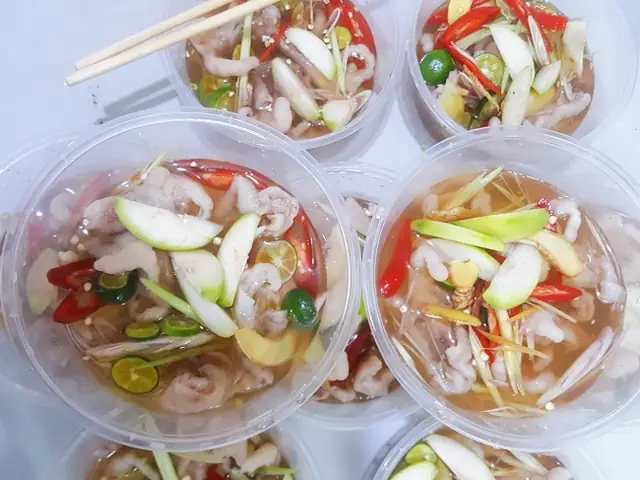 Khám Phá Sức Hút Từ Những Bức Ảnh Chân Gà Ngâm Sả Ớt Bắt Mắt Khám Phá Sức Hút Từ Những Bức Ảnh Chân Gà Ngâm Sả Ớt Bắt Mắt