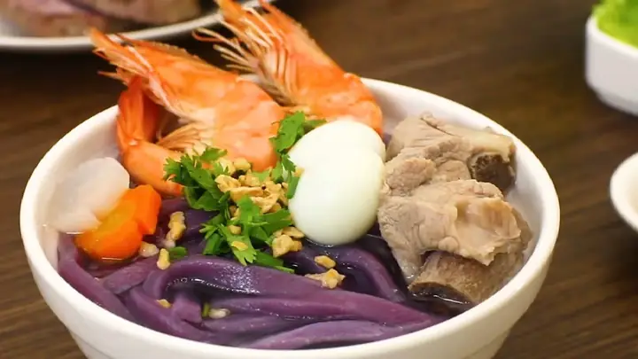 Bánh Canh Khoai Mỡ Tím: Khám Phá Công Thức Và Đặc Điểm Hương Vị Đặc Trưng Bánh Canh Khoai Mỡ Tím: Khám Phá Công Thức Và Đặc Điểm Hương Vị Đặc Trưng