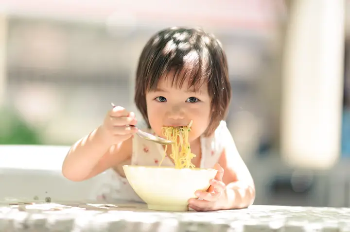 Top 10 Loại Bánh Cho Trẻ 2 Tuổi Tốt Nhất & An Toàn Cho Sức Khỏe Năm 2026