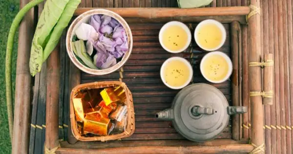 Review Bánh Đậu Xanh Ngon Nhất: So Sánh Top 5 Thương Hiệu Đình Đám