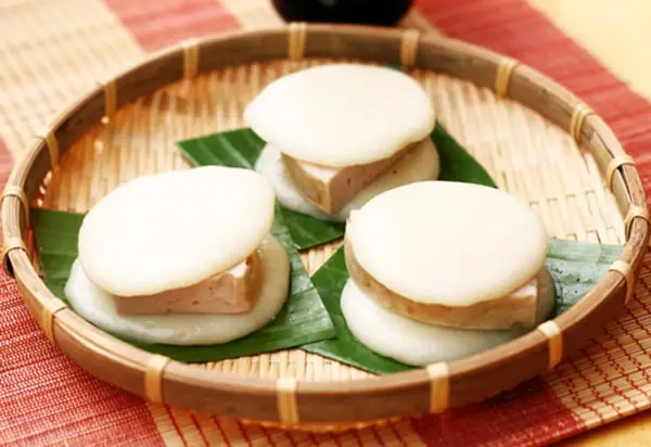 Bánh Dày Làm Từ Gạo Gì? Khám Phá Loại Gạo Lý Tưởng Cho Món Ăn Truyền Thống