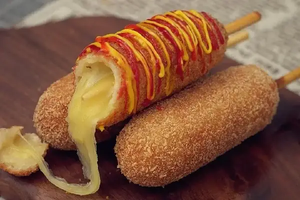 Đánh Giá Chi Tiết Bánh Hot Dog Hàn Quốc: Top 5 Thương Hiệu Và Công Thức Homemade Chuẩn Vị Seoul