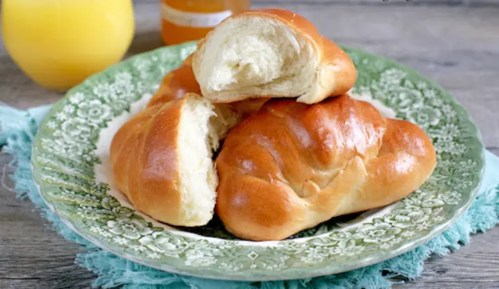 Bánh Mì Bơ Sữa: Công Thức Chuẩn Vị Và Cách Nhận Diện Sản Phẩm Chất Lượng Cao Bánh Mì Bơ Sữa: Công Thức Chuẩn Vị Và Cách Nhận Diện Sản Phẩm Chất Lượng Cao