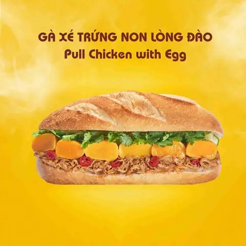 Bánh Mì Gà Xé Trứng Non: Công Thức Làm Ngon Chuẩn Vị Quán, Ai Cũng Làm Được