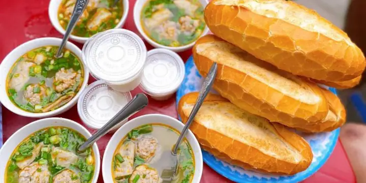 Khám Phá Top 10+ Tiệm Bánh Mì Ngon Đà Lạt Nhất Định Phải Thử