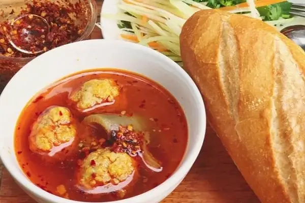 Review Chi Tiết Bánh Mì Xá Xíu Đà Lạt: Top 5 Quán Ngon, Giá Rẻ, Chất Lượng Nhất Review Chi Tiết Bánh Mì Xá Xíu Đà Lạt: Top 5 Quán Ngon, Giá Rẻ, Chất Lượng Nhất