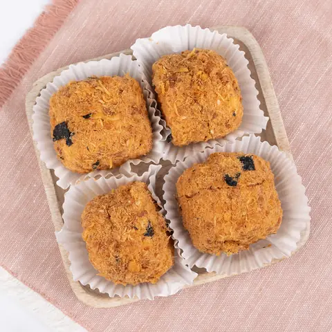 Review Bánh Phô Mai Chà Bông: Đâu Là Lựa Chọn "xứng Tiền" Nhất Hiện Nay?