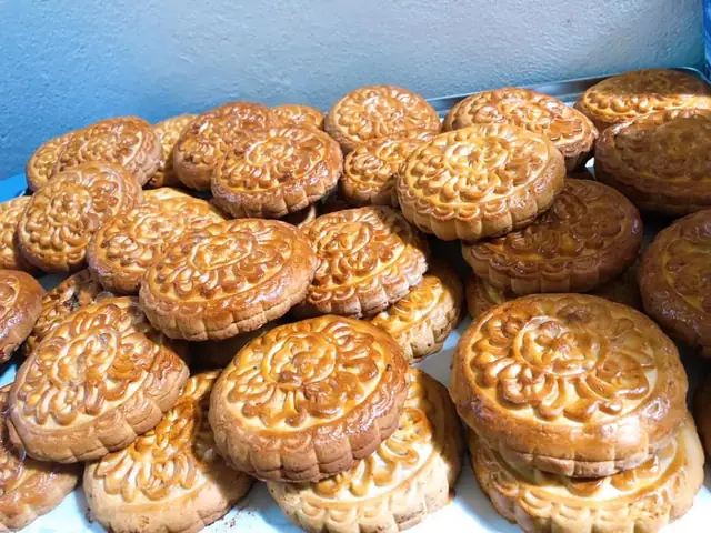Khám Phá Vẻ Đẹp Tinh Tế Của Bánh Trung Thu Không Nhân