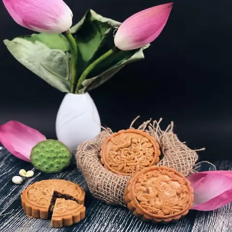 Bánh Trung Thu Làm Bằng Bột Gì? Các Loại Bột Phổ Biến Và Đặc Điểm Nhận Biết