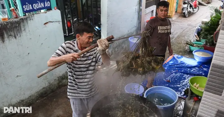 Đánh Giá Chi Tiết Bánh Ú Lá Tre Nhân Sầu Riêng: Top 5 Thương Hiệu Được Ưa Chuộng Nhất