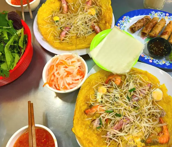 Review Top 5 Quán Bánh Xèo Chảo Nha Trang Ngon, Giá Rẻ, Ăn Là Ghiền
