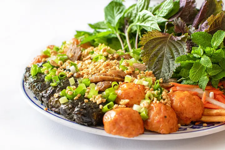 Cách Làm Bún Ăn Mì Tương Đen Chuẩn Vị, Thơm Ngon Khó Cưỡng