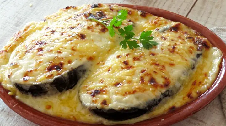 Berenjenas Rellenas De Pollo Al Horno: Receta Completa, Consejos Y Nutrición