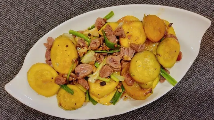 Bí Ngòi Xào Lòng Gà: Công Thức Chi Tiết Từ A-z Cho Món Ngon Bổ Dưỡng Bí Ngòi Xào Lòng Gà: Công Thức Chi Tiết Từ A-z Cho Món Ngon Bổ Dưỡng