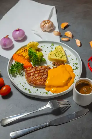 Bò Bít Tết Tiếng Anh Là Gì? Các Mức Nấu, Cách Đọc Và Kiến Thứcẩm Thực Hữu Ích