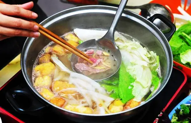Bò Nhúng Dấm Tiếng Anh Là Gì? Định Nghĩa, Công Thức Và Các Biến Thể Phổ Biến Bò Nhúng Dấm Tiếng Anh Là Gì? Định Nghĩa, Công Thức Và Các Biến Thể Phổ Biến