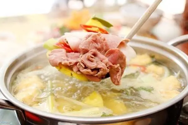 Bò Nhúng Dấm Tiếng Anh Là Gì? Định Nghĩa, Công Thức Và Các Biến Thể Phổ Biến Bò Nhúng Dấm Tiếng Anh Là Gì? Định Nghĩa, Công Thức Và Các Biến Thể Phổ Biến