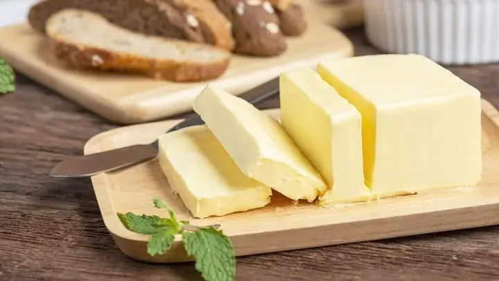 Bơ Thực Vật Ăn Sống Được Không? Giải Đáp Chi Tiết Và Những Lưu Ý Quan Trọng