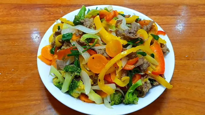 Bò Xào Nấm Thập Cẩm: Công Thức Chi Tiết Và Bí Quyết Để Món Ăn Luôn Đậm Đà, Giòn Ngon Bò Xào Nấm Thập Cẩm: Công Thức Chi Tiết Và Bí Quyết Để Món Ăn Luôn Đậm Đà, Giòn Ngon