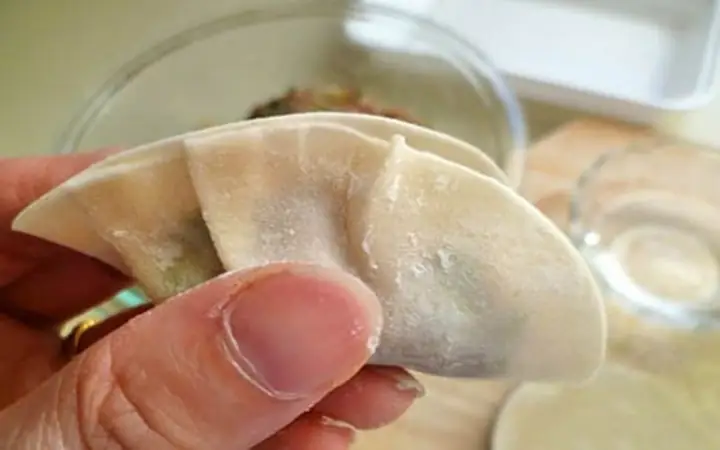 Đánh Giá Chi Tiết 5 Loại Bột Nếp Làm Há Cảo: Nên Chọn Loại Nào Cho Lớp Vỏ Chuẩn Vị?