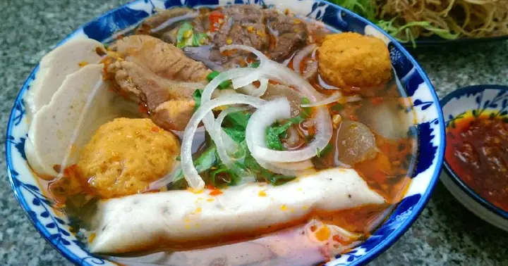 Review Chi Tiết Bún Bò Huế Bảo Hạnh: Ngon, Chất Lượng Hay Chỉ Là Lời Đồn?