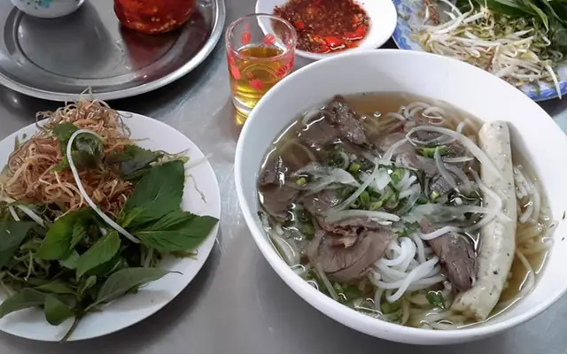 Review Chi Tiết Bún Bò Huế Bảo Hạnh: Ngon, Chất Lượng Hay Chỉ Là Lời Đồn?