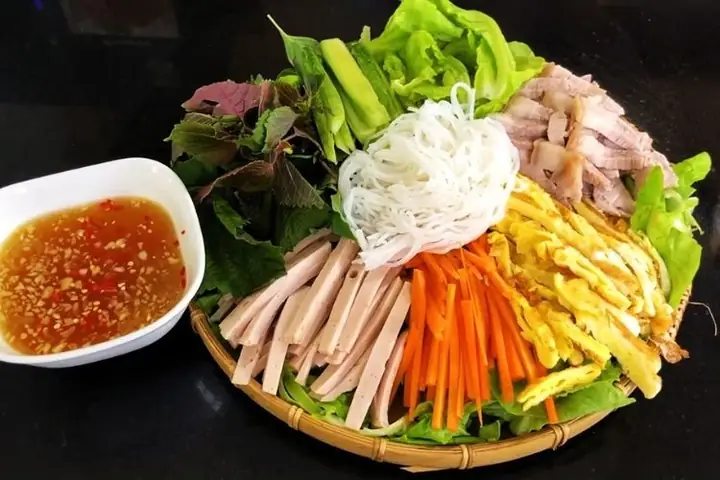 Cách Làm Bún Cuốn Thịt Luộc Và Tôm Hấp Chuẩn Vị Bắc Tại Nhà