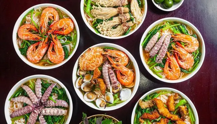 Khám Phá Ẩm Thực: Bún Hải Sản Đà Nẵng Có Gì Đặc Biệt?