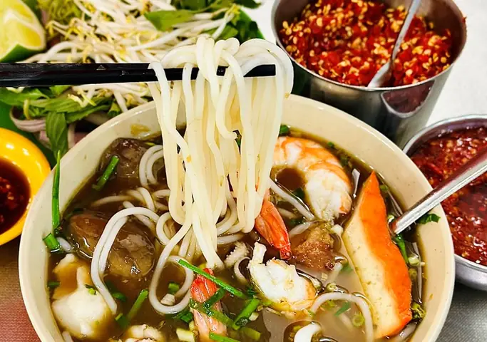 Bún Mắm Xuất Phát Từ Đâu? Nguồn Gốc Và Hành Trình Phổ Biến Của Đặc Sản Miền Tây