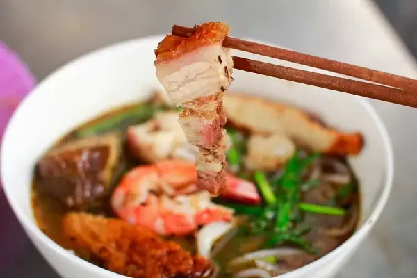 Khám Phá Hương Vị Bún Nước Lèo Miền Tây: Nguồn Gốc, Đặc Điểm Và Cách Nấu Chuẩn Vị